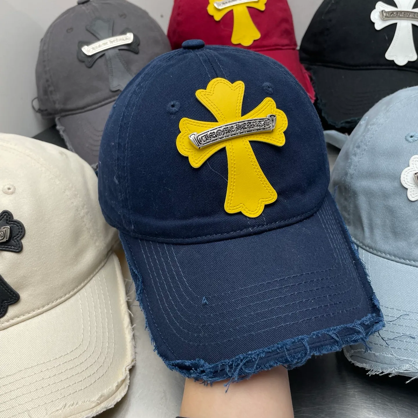 Crow heart fur edge spring and summer baseball cap